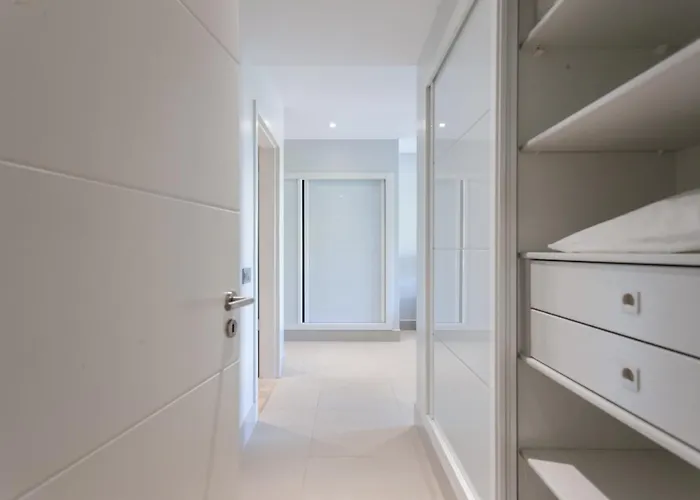 Pine Hills Βιλαμούρα