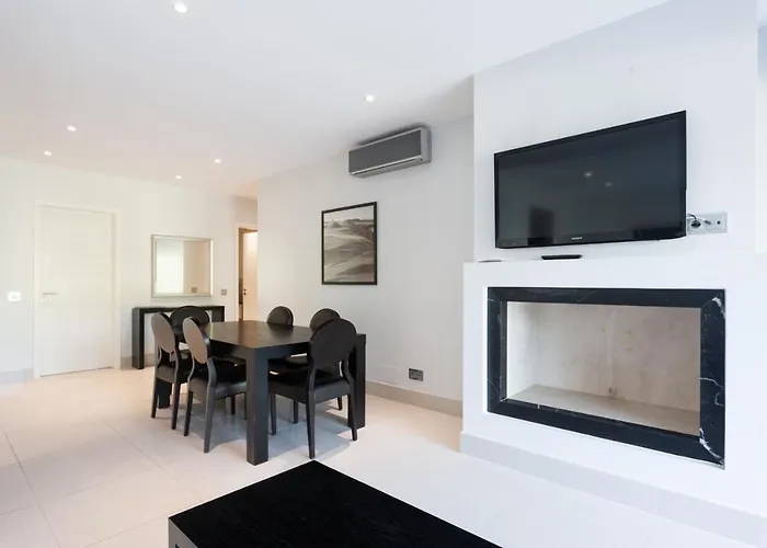 Pine Hills Villa